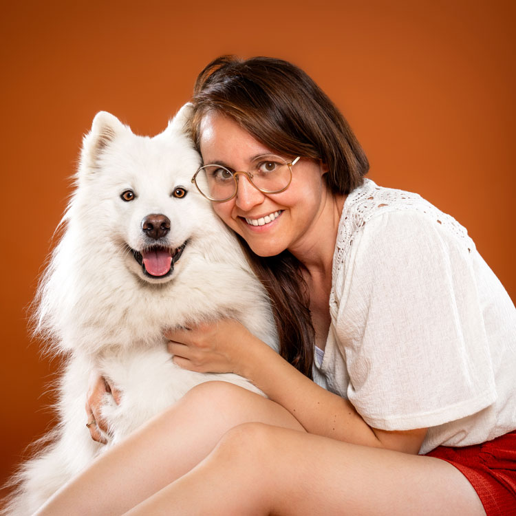 delphine-le-studio-de-tartine-photographe-pour-chiens delphine photographe pour chiens dans les alpes de haute provence et tartine samoyède